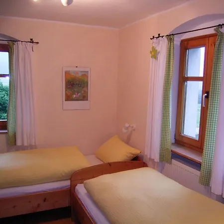 Hanauerhof مزرعة للإقامة Schönsee