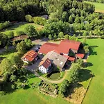 Hanauerhof Farmház *
